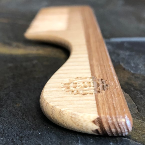 Eco-Friendly Comb Wide Tooth Handle made by TEK - Picture 2 of 10